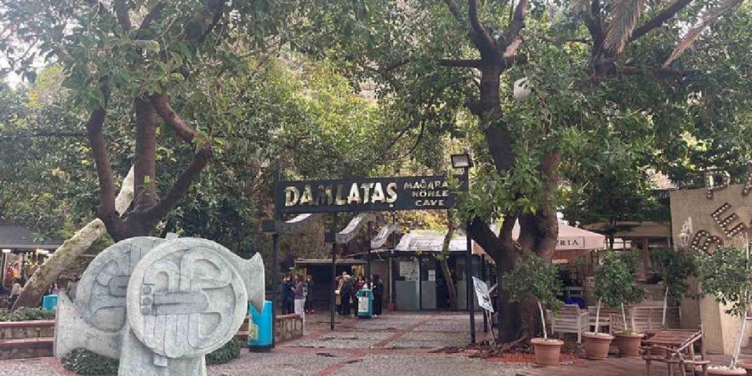 Sıcak ve nemli havası şifa dağıtıyor! KOAH ve astıma iyi geldiği söyleniyor: Bu yıl 270.000 kişiyi ağırladı 5